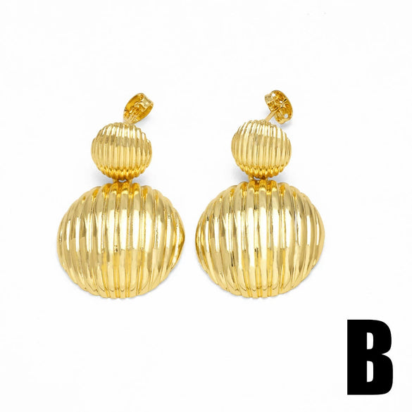 Wholesale Women's Minimalist Geometric Shell Conch Exaggerated Earrings Copper Gold Plated