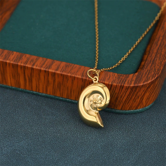Wholesale Women's Minimalist Geometric Stainless Steel And 18K Gold Electroplated Cross Chain Conch Pendant Necklace