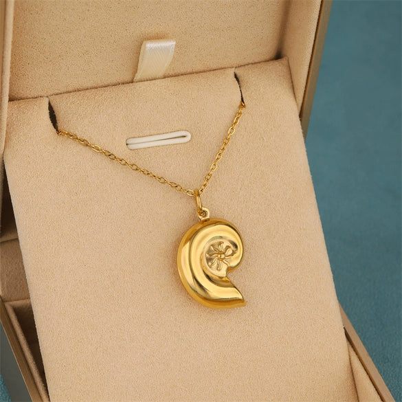 Wholesale Women's Minimalist Geometric Stainless Steel And 18K Gold Electroplated Cross Chain Conch Pendant Necklace