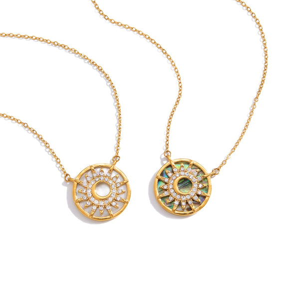 Wholesale Women's Minimalist Geometric Stainless Steel Sun Pendant Necklace With Vacuum Real Gold Plating