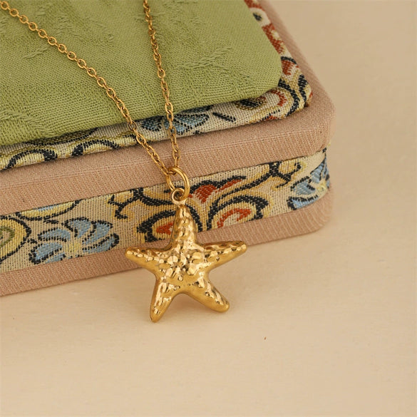 Wholesale Women's Minimalist Geometric Starfish Pendant Necklace With 18K Gold Electroplated Stainless Steel Cross Chain