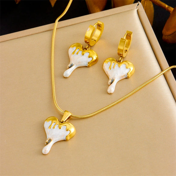 Wholesale Women's Minimalist Love Water Drops Bells Pattern Titanium Steel Jewelry Set With Electroplating And Snake Bone Chain