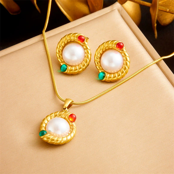 Wholesale Women's Minimalist Natural Round Pearl Diamond Twist Chain Stainless Steel Necklace With Electroplating