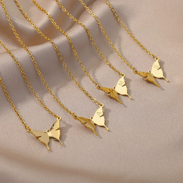 Wholesale Women's Minimalist Stainless Steel And Copper Golden Micropaved Butterfly Necklace