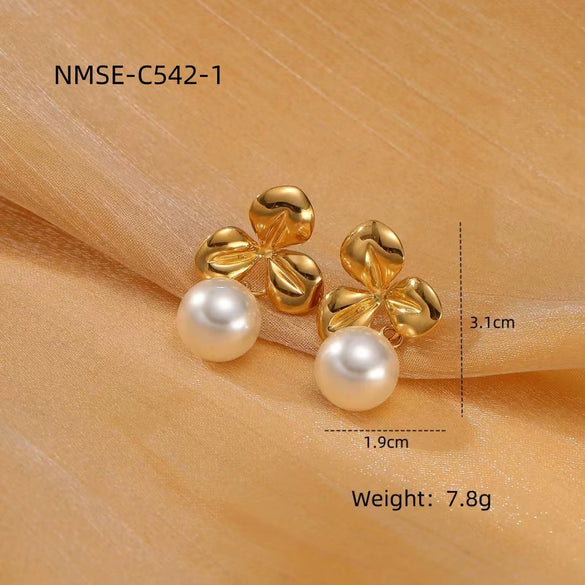 Wholesale Women's Minimalist Stainless Steel Pearl Flower Electroplated Highend Exaggerated Design Earrings