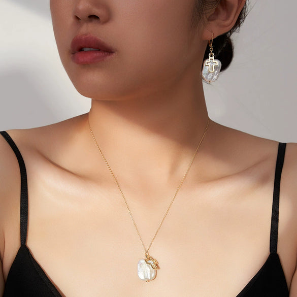 Wholesale Women's Minimalist 925 Sterling Silver Electroplated Cross Necklace