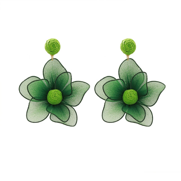 Wholesale Women's Mixed Materials Hand Knitted Flower Shape Cloth Raffia Grass Earrings Fashion Bohemia Design