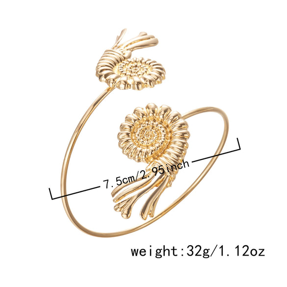Wholesale Women's Modern Minimalist Animal Style Electroplated Alloy Conch Open Arm Bracelet Accessories