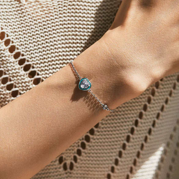 Wholesale Women's Modern S925 Sterling Silver Sweet Enamel Heart Shaped Bracelet With Inlaid Zircon