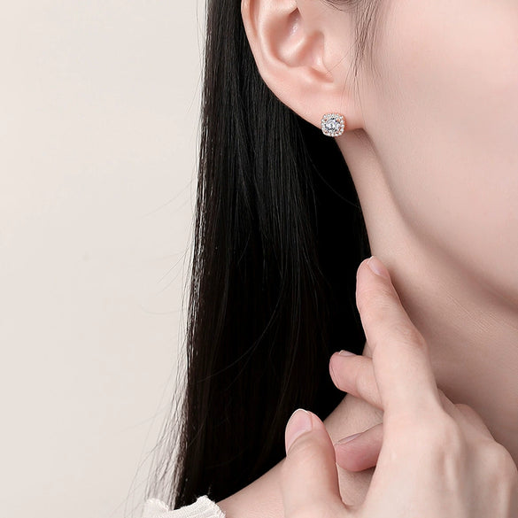 Wholesale Women's Moissanite Zircon S925 Sterling Silver Geometric Style Electroplated Earrings