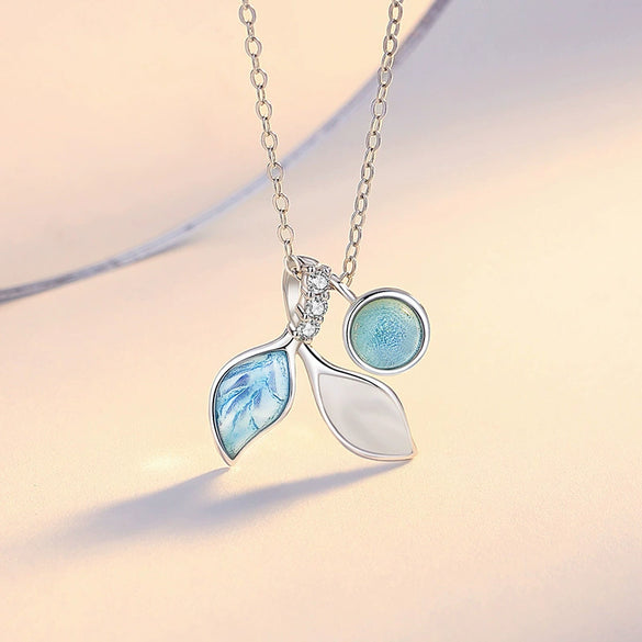 Wholesale Women's Mori Style Leaf Pendant Necklace With Gem Inlaid S925 Sterling Silver And Cross Chain