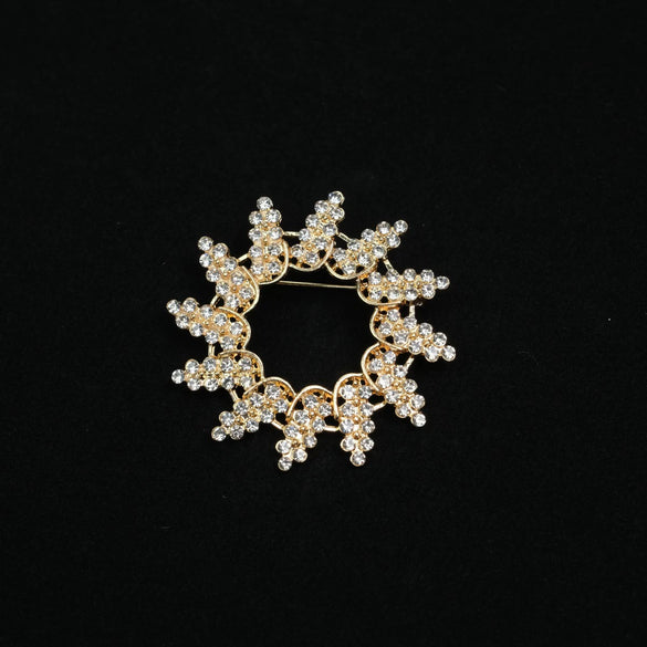 Wholesale Women's Multifunctional Diamondencrusted Geometric Zinc Alloy Electroplated Ring Brooch Clothing Pin Accessories