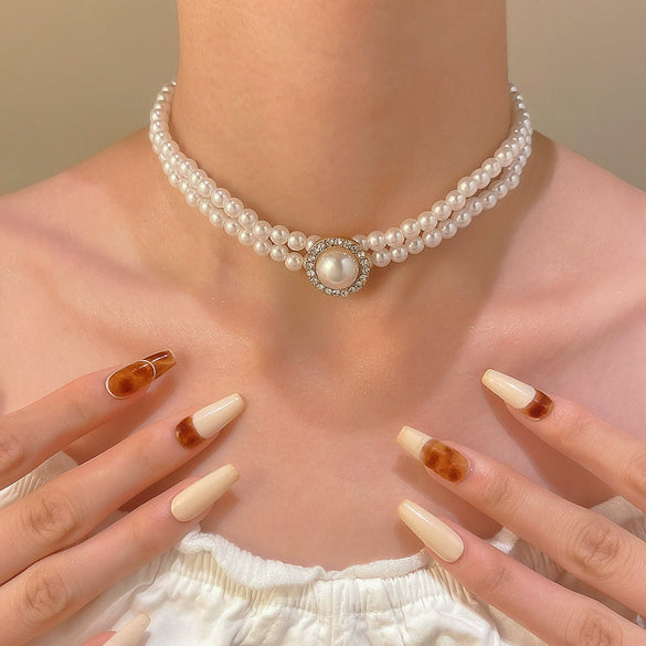 Wholesale Women's Multilayer Imitation Pearl Geometric Clavicle Chain Necklace With Letter Pattern And Electroplating Design