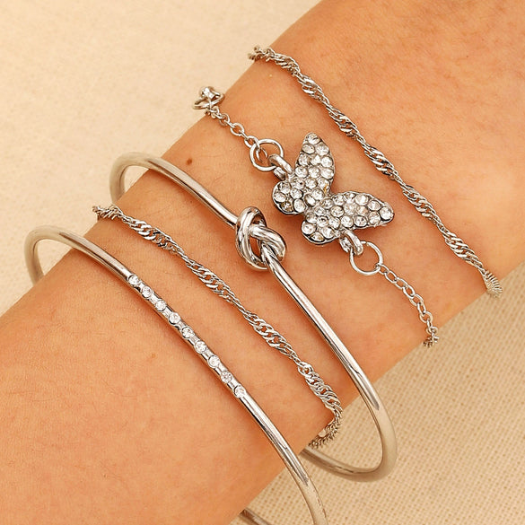 Wholesale Women's Multilayer Retro Alloy Geometric Bracelet With Electroplating