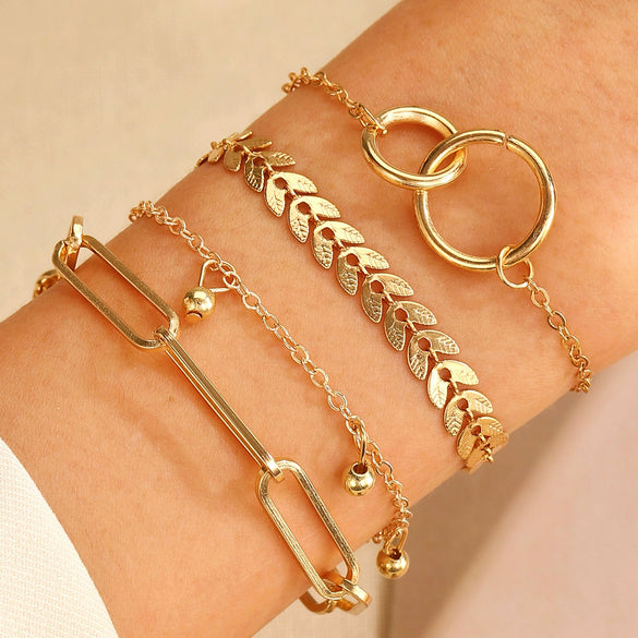 Wholesale Women's Multilayer Retro Alloy Geometric Bracelet With Electroplating