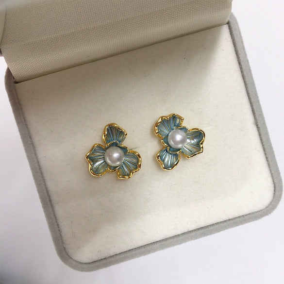 Wholesale Women's Natural Freshwater Pearl Earrings In Flat Round And Bun Round Shapes 18K Goldfilled S925 Sterling Silver