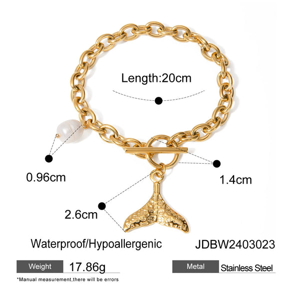 Wholesale Women's Natural Freshwater Pearl Fishtail Bracelet In Stainless Steel With Geometric Pattern French Retro Style