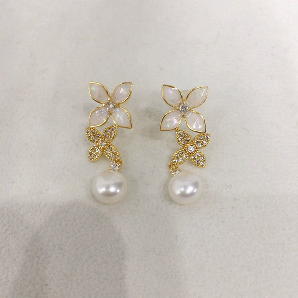 Wholesale Women's Natural Freshwater Pearl Oblate Flat Round Bun Round S925 Sterling Silver 18K Goldfilled Earrings