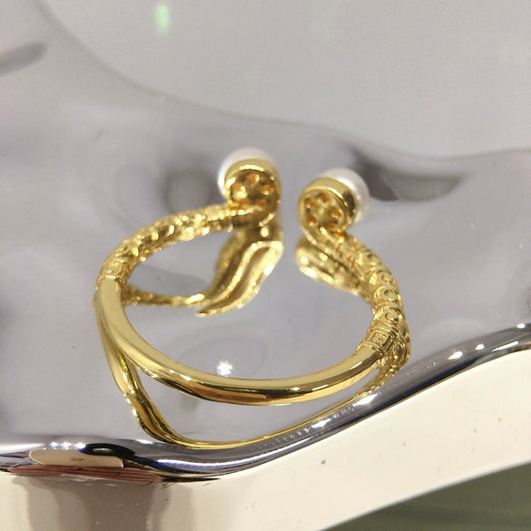 Wholesale Women's Natural Freshwater Pearl Ring Copper With 18K Real Gold Electroplating Flat Round And Rose Buns Round Shape