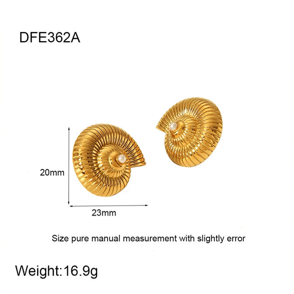 Wholesale Women's Natural Geometric Conch Earrings And Necklace Stainless Steel And Titanium Steel 18K Gold Plated Jewelry