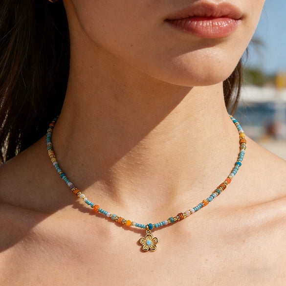 Wholesale Women's Natural Stone Necklace With Geometric Flower Pendant In Stainless Steel 18K Gold Plated Handmade Beaded Chain