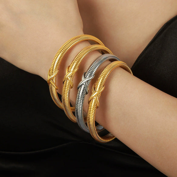Wholesale Women's Niche Fashion Joker Spring Bracelet Jewelry 316L Stainless Steel 18K Gold Plated