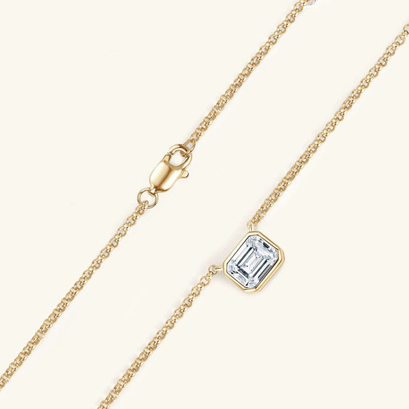 Wholesale Women's Niche Geometric Moissanite Emerald Pendant Necklace 925 Sterling Silver Electroplated Pearl Chain