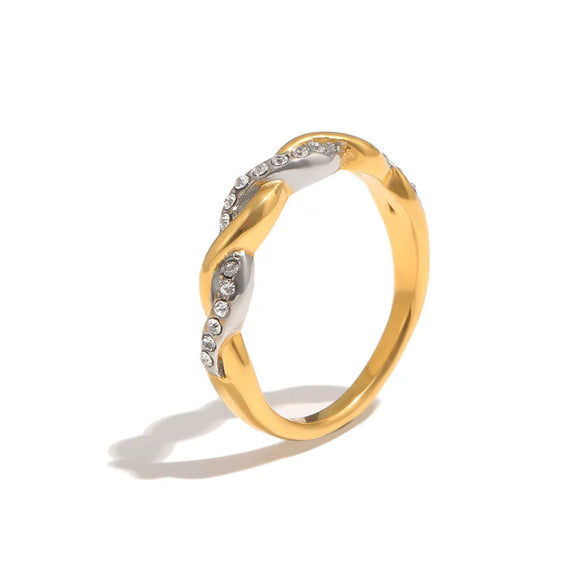 Wholesale Women's Niche Style Geometric Stainless Steel 18K Goldplated Vacuum Plated Diamondstudded Ring Jewelry Accessories