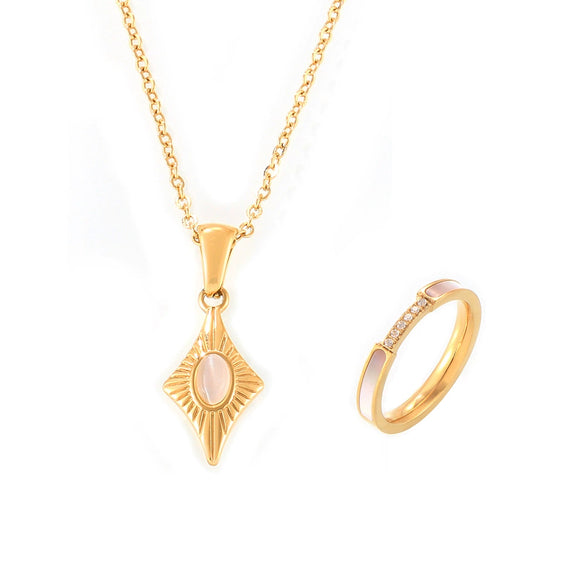 Wholesale Women's Niche Style Titanium Steel Clavicle Chain With Star Opal Pendant And Seashells Ring Quadrilateral Pattern Electroplating Treatment