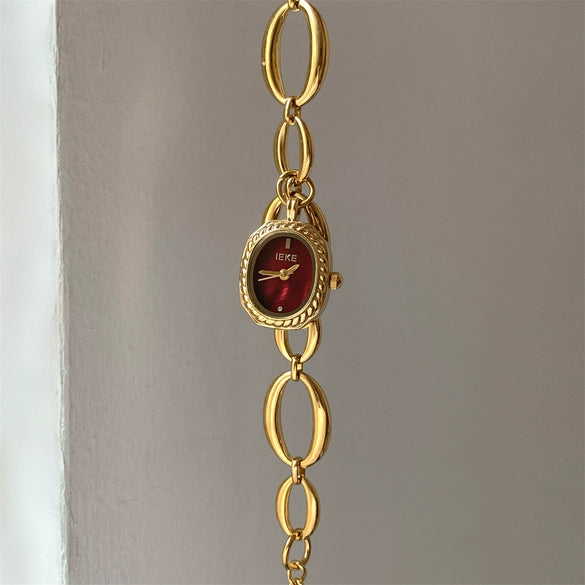 Wholesale Women's Oval Geometric Irregular Gold Stainless Steel Quartz Bracelet Watch