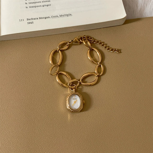 Wholesale Women's Oval Geometric Irregular Gold Stainless Steel Quartz Bracelet Watch