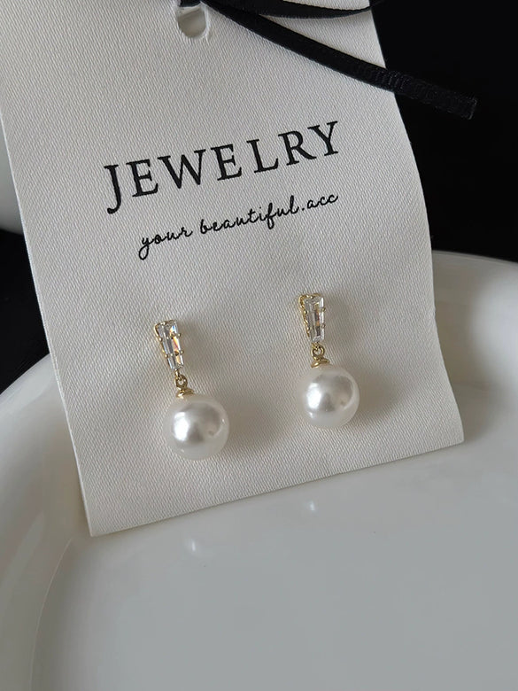 Wholesale Women's Pearl And Zircon Earrings High Sense Geometric Retro Light Luxury Electroplated