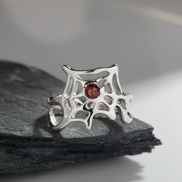 Wholesale Women's Personality Exaggerated Spider Web 925 Sterling Silver Natural Garnet Sapphire Color Treasure Ring Set With Precious Stones