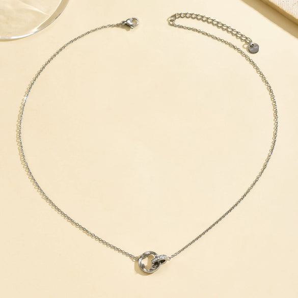Wholesale Women's Personality Geometric Titanium Steel Electroplated Necklace With Interlocking Double Rings