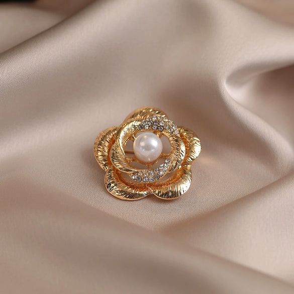 Wholesale Women's Pin Jewelry Zinc Alloy Flower Brooch Retro Corsage With Electroplating