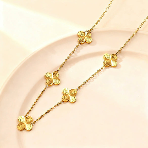 Wholesale Women's Plants And Flowers Four Leaf Clover Stainless Steel Jewelry Set Electroplated O Word Chain Necklace Bracelet Earring