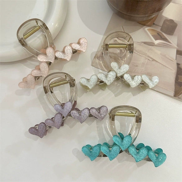 Wholesale Women's Plastic And Resin Handmade Heart Hair Clips Hair Accessories
