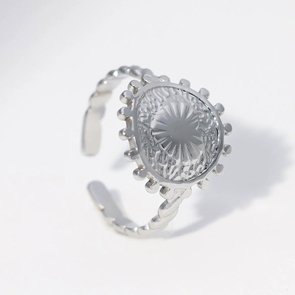 Wholesale Women's Punk Retro Titanium Steel Ring With Heart And Electroplating Design