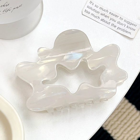 Wholesale Women's Pvc Handmade Cloud Geometric Hollow Claw Clip Hair Accessory