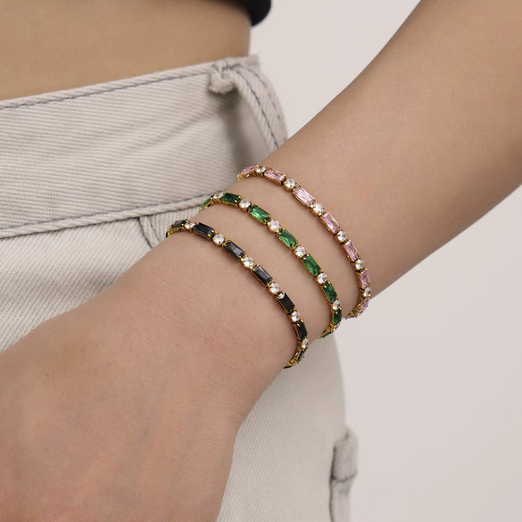 Wholesale Women's Rectangular Geometric Zircon Stainless Steel Pvd Plated 18K Gold Claw Chain Bracelet