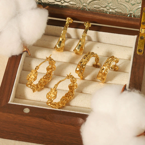 Wholesale Women's Retro Court Style Geometric Stainless Steel Electroplated Earrings
