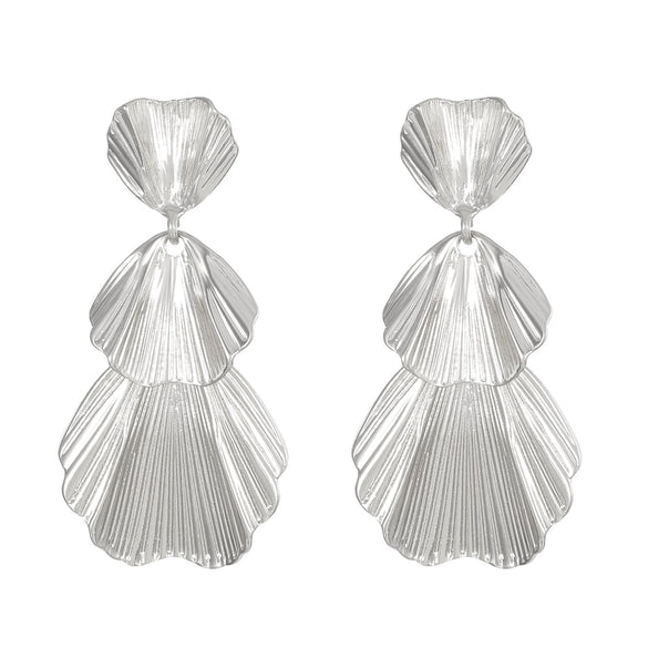 Wholesale Women's Retro Exaggerated Geometric Alloy Earrings With Plant Flowers And Leaves Pattern And Electroplating Treatment
