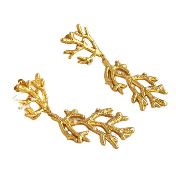 Wholesale Women's Retro Exaggerated Irregular Coral Style Titanium Steel Electroplated Geometric Earrings