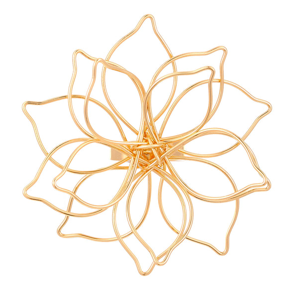 Wholesale Women's Retro Exaggerated Metal Hollow Flower Geometric Woven Earrings With Electroplating