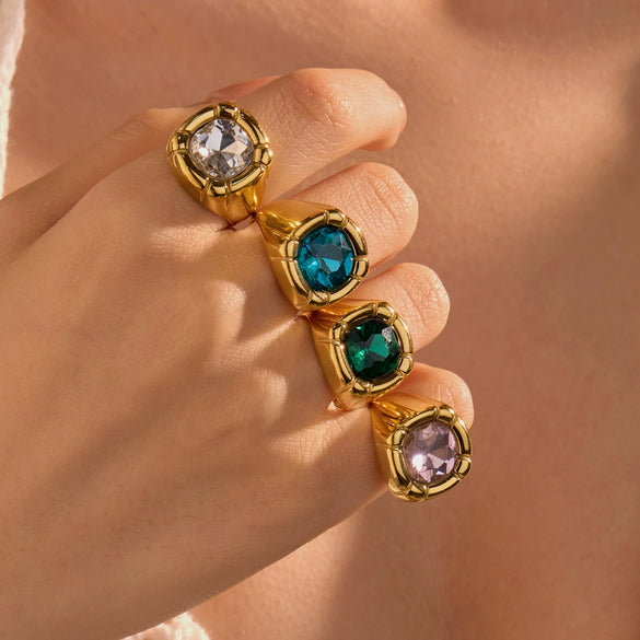 Wholesale Women's Retro Fashion Geometric Stainless Steel Ring With Electroplating Treatment