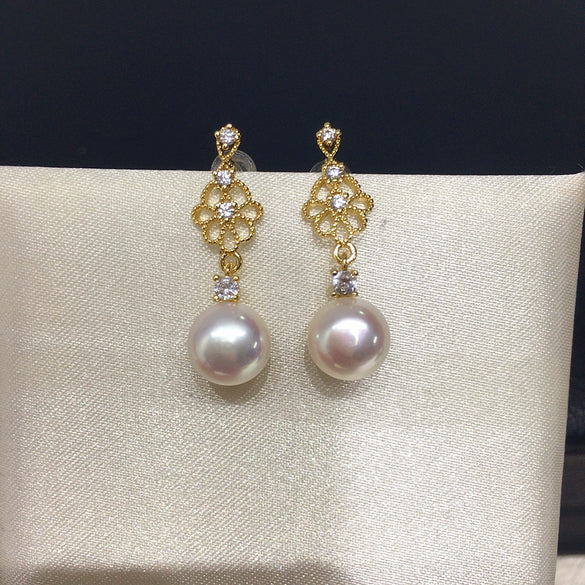 Wholesale Women's Retro Fashion Natural Freshwater Pearl Stud Earrings With Alloy Inlaid Artificial And Semiprecious Stones Oblate And Flat Round Shape