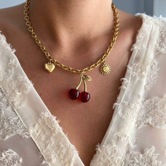 Wholesale Women's Retro Fruit Shape Titanium Steel Pendant Necklace With Furnace Vacuum Electroplated Color Preservation