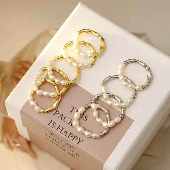 Wholesale Women's Retro Geometric Irregular Hollow Alloy Freshwater Pearl Ring With Electroplating Treatment