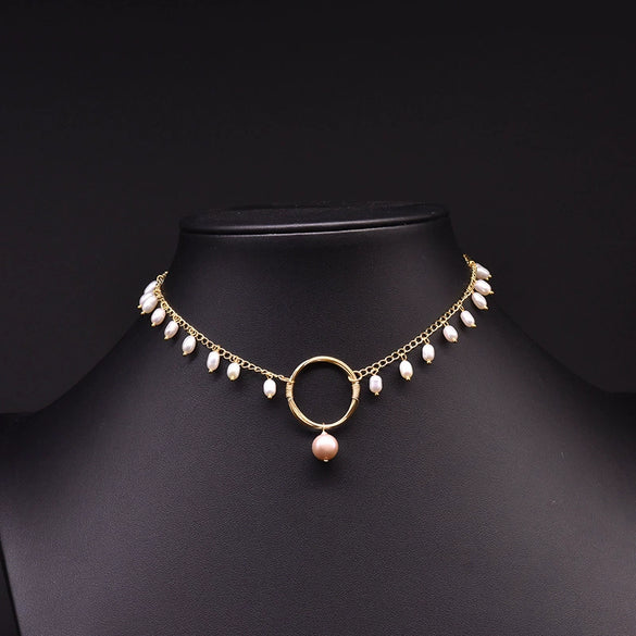 Wholesale Women's Retro Geometric Pearl Necklace With Freshwater Pearl Pendant And High End Cross Chain