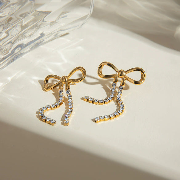 Wholesale Women's Retro Geometric Stainless Steel Bow Hanging Diamondencrusted Chain Earrings With Vacuum Electroplating